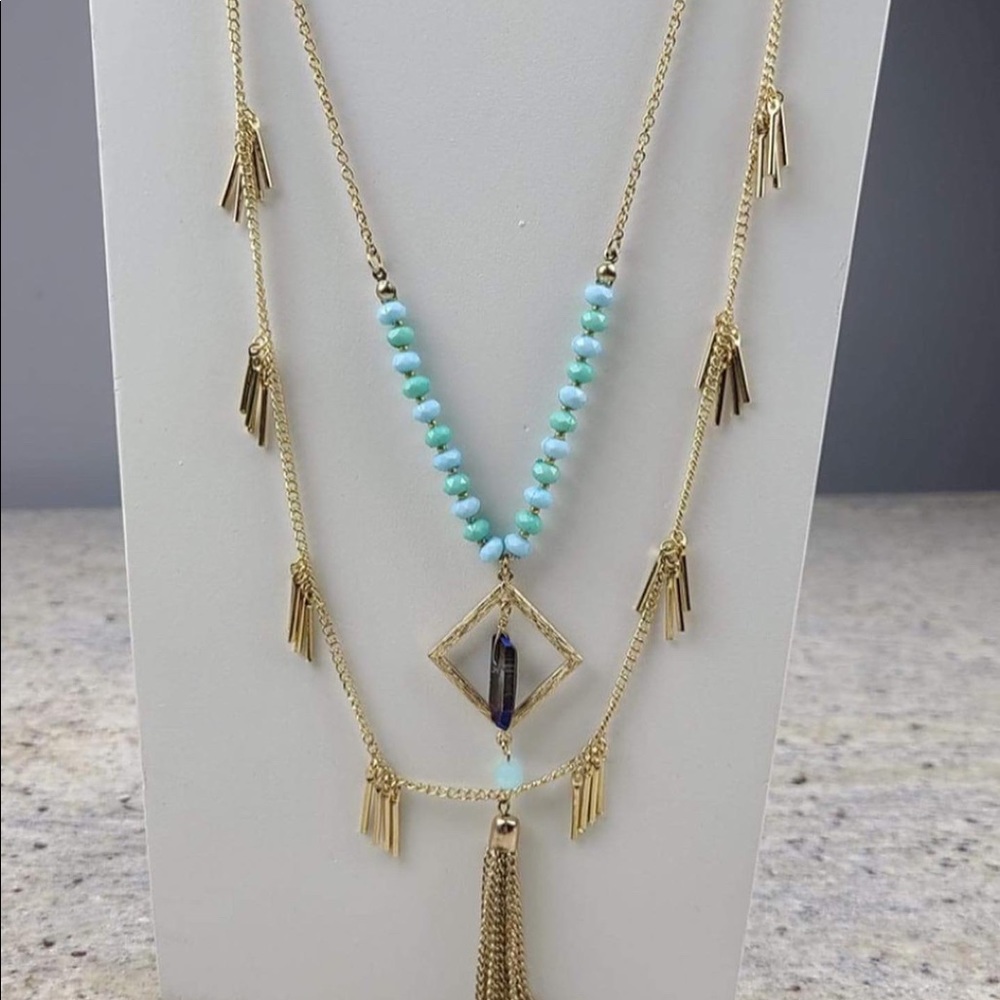 Layered necklace and earrings set